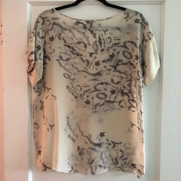 Club Monaco cream silk patterned blouse, medium - Picture 8 of 11